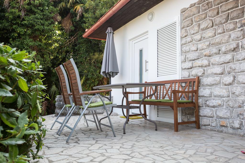 Apartments Irina Ičići Εξωτερικό φωτογραφία