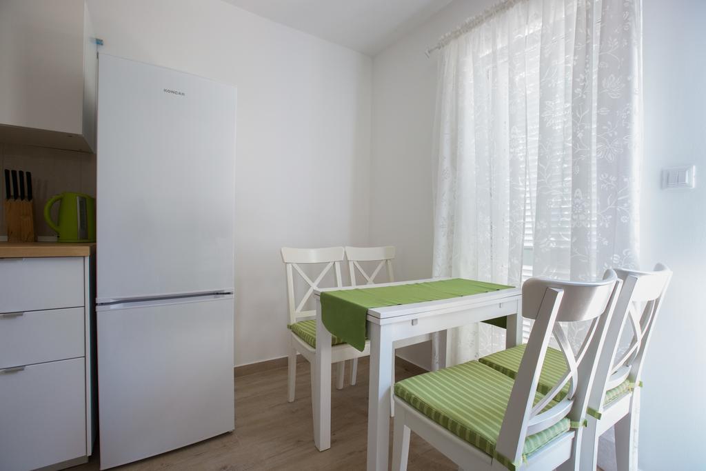 Apartments Irina Ičići Εξωτερικό φωτογραφία