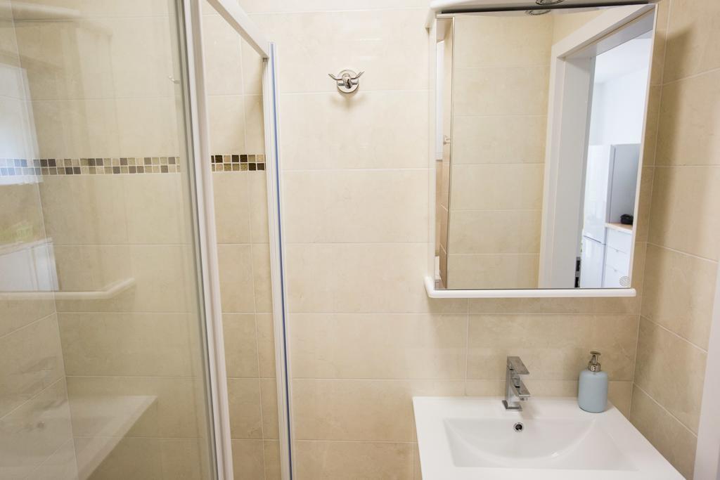 Apartments Irina Ičići Εξωτερικό φωτογραφία