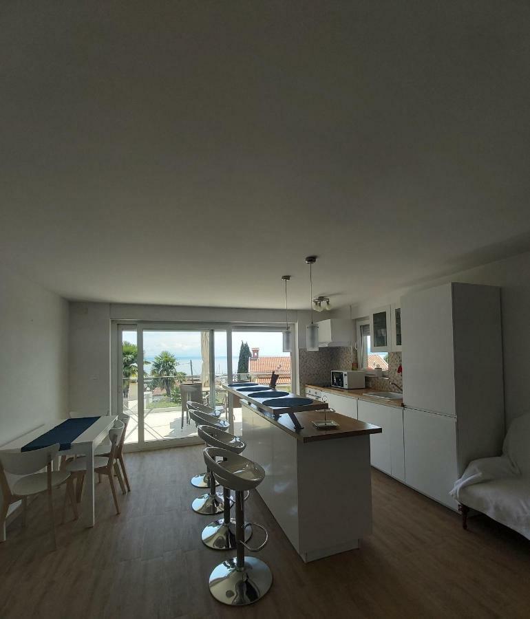 Apartments Irina Ičići Εξωτερικό φωτογραφία