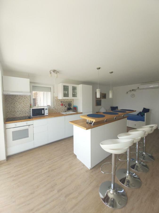 Apartments Irina Ičići Εξωτερικό φωτογραφία