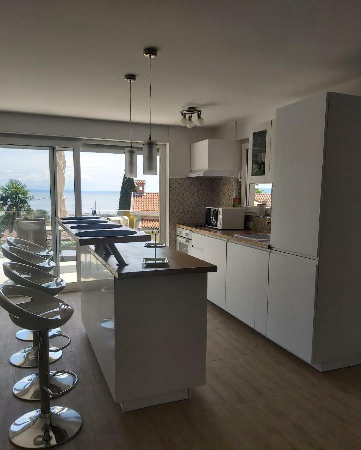Apartments Irina Ičići Εξωτερικό φωτογραφία
